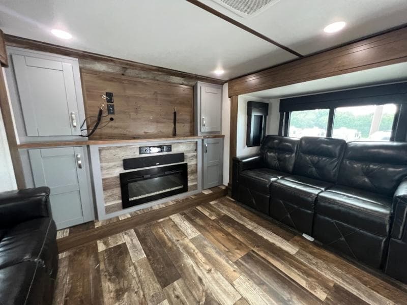 2020 Keystone RV 2020 Keystone RV Fuzion - thumbnail 13