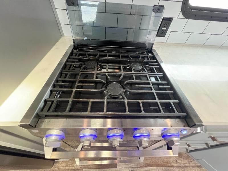 2020 Keystone RV 2020 Keystone RV Fuzion - thumbnail 32