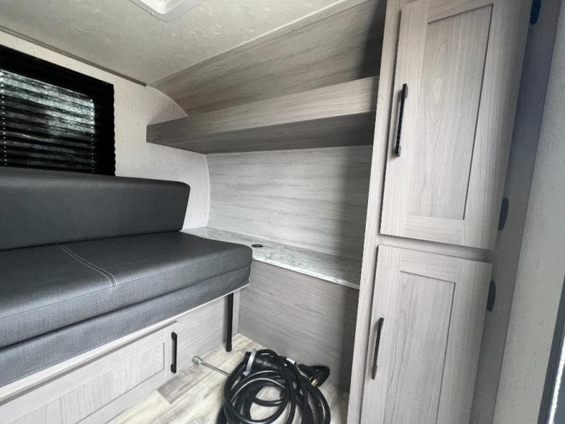 2023 Dutchmen 2023 Dutchmen Coleman - thumbnail 7