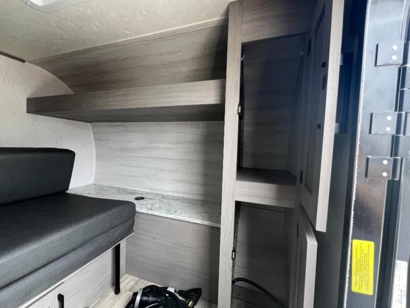 2023 Dutchmen 2023 Dutchmen Coleman - thumbnail 8