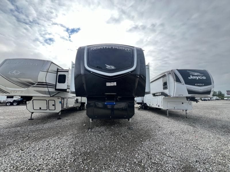 2025 Jayco 2025 Jayco North Point - thumbnail 4