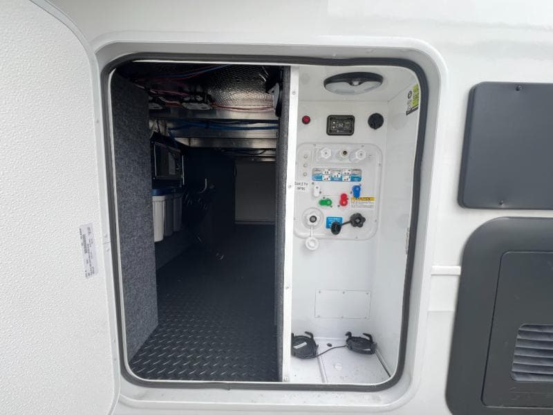 2025 Jayco 2025 Jayco North Point - thumbnail 10