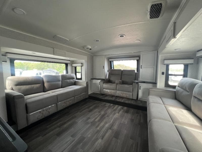 2025 Jayco 2025 Jayco North Point - thumbnail 19