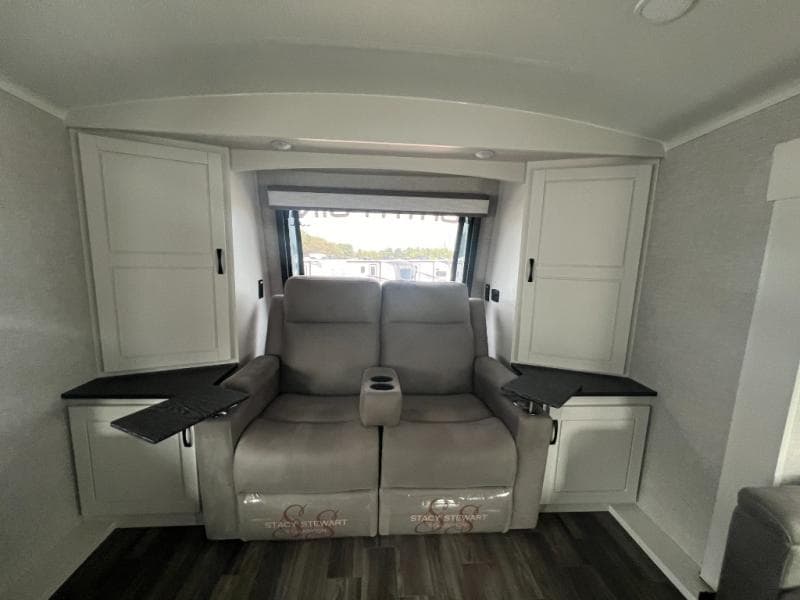 2025 Jayco 2025 Jayco North Point - thumbnail 21