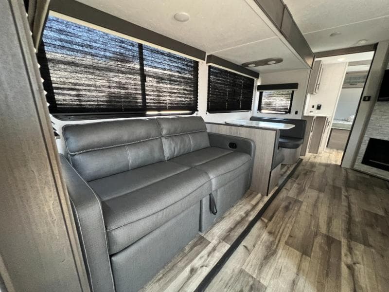 2022 Dutchmen 2022 Dutchmen Coleman Light - thumbnail 6