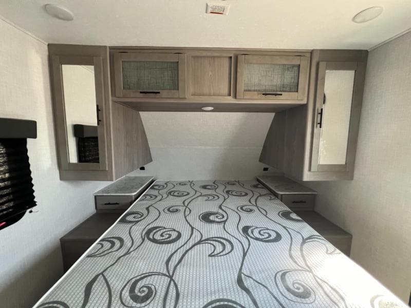 2022 Dutchmen 2022 Dutchmen Coleman Light - thumbnail 30