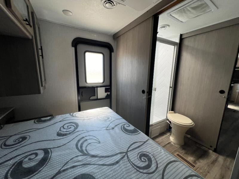 2022 Dutchmen 2022 Dutchmen Coleman Light - thumbnail 35