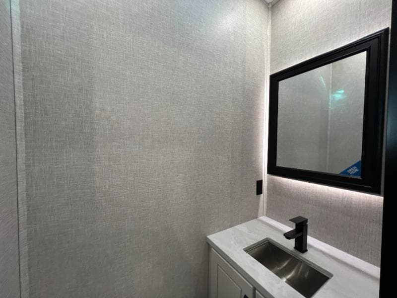 2025 Jayco 2025 Jayco North Point - thumbnail 22