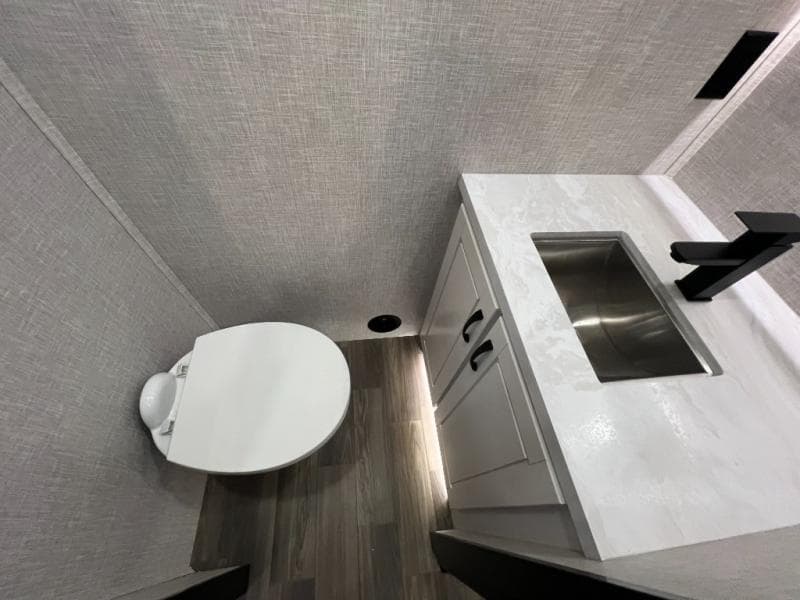 2025 Jayco 2025 Jayco North Point - thumbnail 23