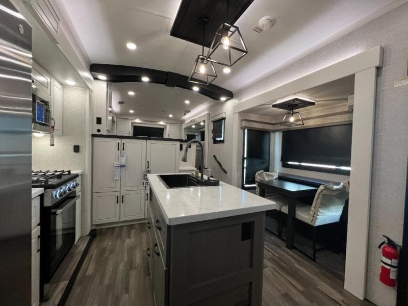 2025 Jayco 2025 Jayco North Point - thumbnail 27