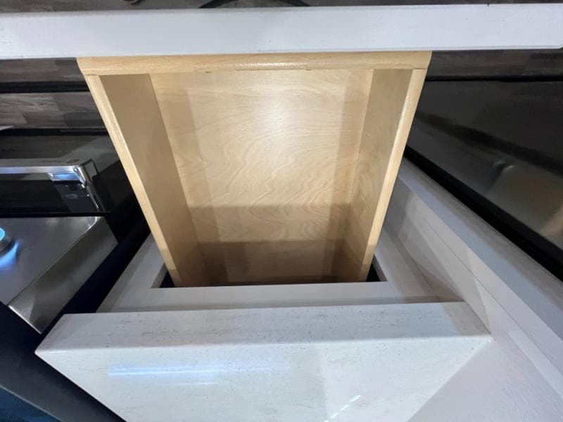 2025 Jayco 2025 Jayco North Point - thumbnail 35