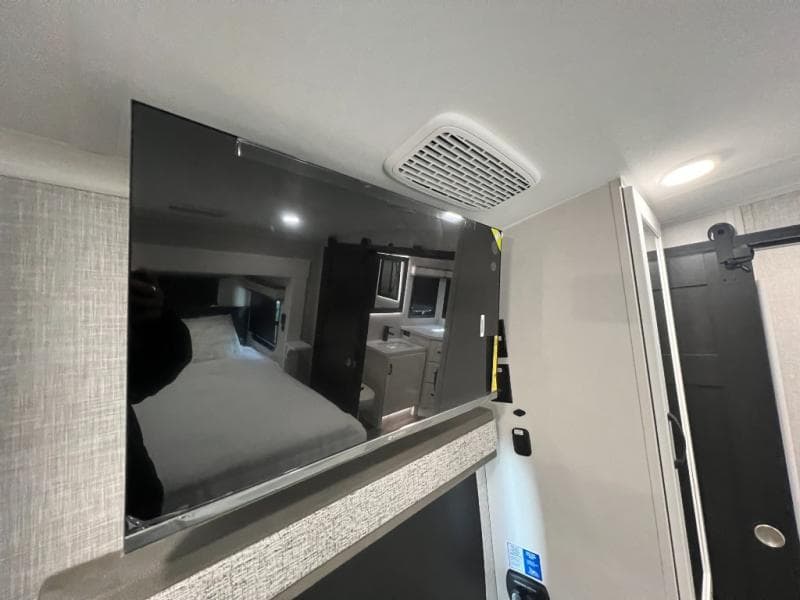 2025 Jayco 2025 Jayco North Point - thumbnail 61