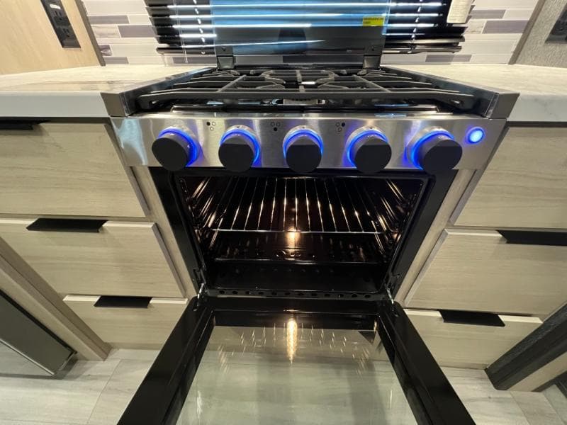 2025 Forest River 2025 Forest River Wildcat - thumbnail 24