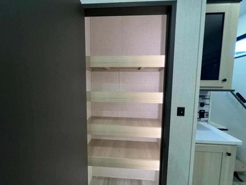 2025 Forest River 2025 Forest River Wildcat - thumbnail 43