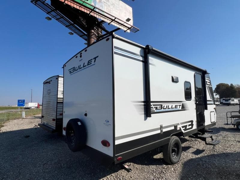 2025 Keystone 2025 Keystone Bullet Crossfire - thumbnail 4