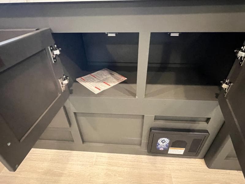 2025 Keystone 2025 Keystone Bullet Crossfire - thumbnail 16