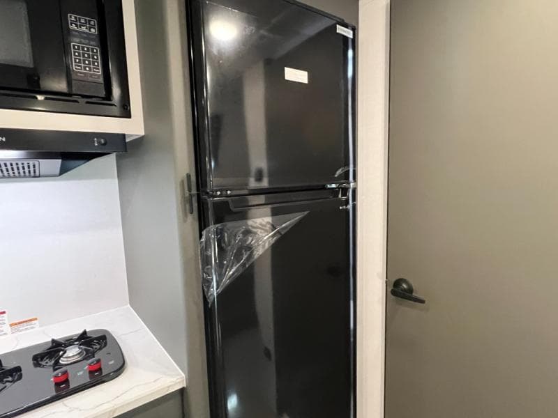 2025 Keystone 2025 Keystone Bullet Crossfire - thumbnail 17