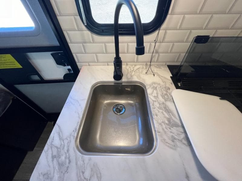 2022 Jayco 2022 Jayco Jay Feather - thumbnail 13