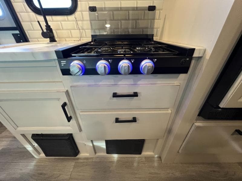 2022 Jayco 2022 Jayco Jay Feather - thumbnail 15