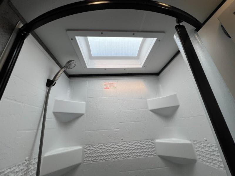 2022 Jayco 2022 Jayco Jay Feather - thumbnail 31