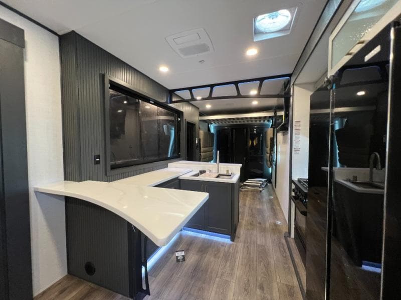 2025 Forest River 2025 Forest River XLR Nitro - thumbnail 16