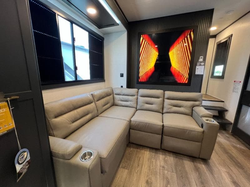 2025 Forest River 2025 Forest River XLR Nitro - thumbnail 18