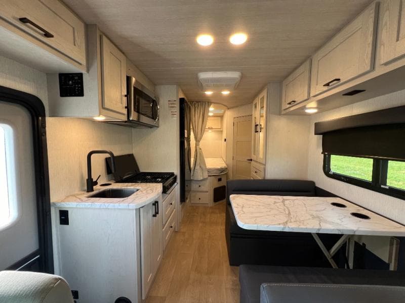 2025 NeXus RV 2025 NeXus RV Triumph Sport - thumbnail 18