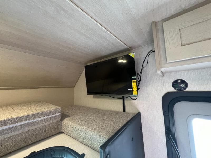 2025 NeXus RV 2025 NeXus RV Triumph Sport Series - thumbnail 16