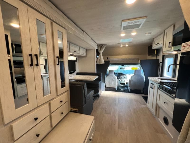 2025 NeXus RV 2025 NeXus RV Triumph Sport Series - thumbnail 27