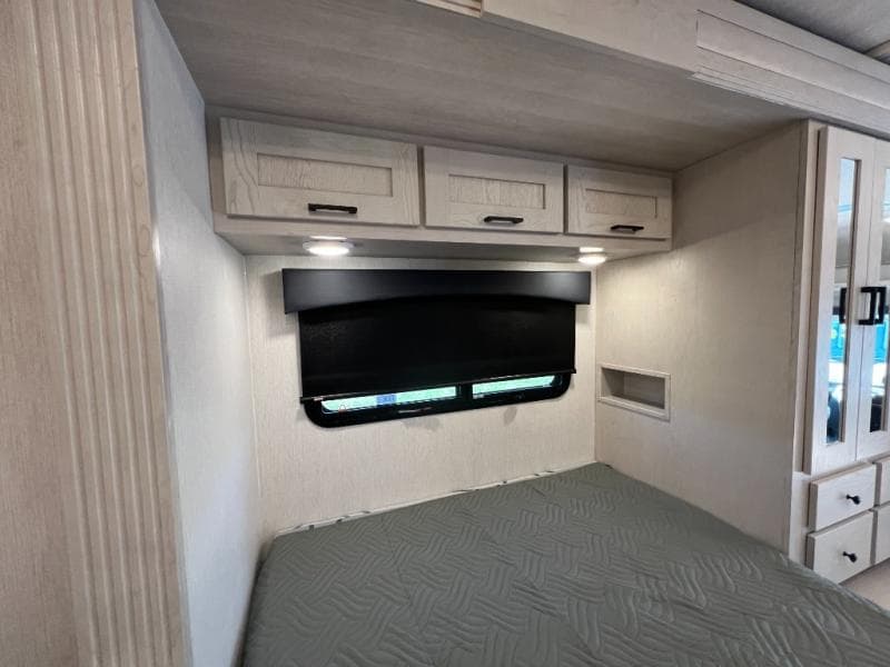 2025 NeXus RV 2025 NeXus RV Triumph Sport Series - thumbnail 31