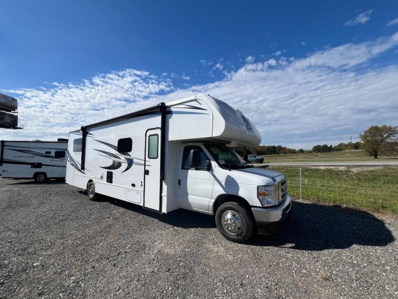 2025 NeXus RV 2025 NeXus RV Triumph Sport Series - thumbnail 3