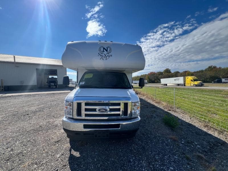 2025 NeXus RV 2025 NeXus RV Triumph Sport Series - thumbnail 7