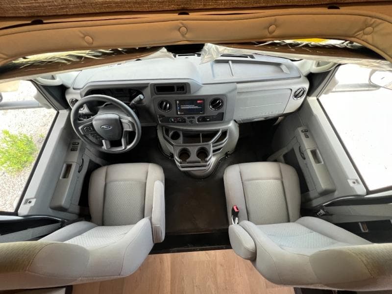 2025 NeXus RV 2025 NeXus RV Triumph Sport Series - thumbnail 19