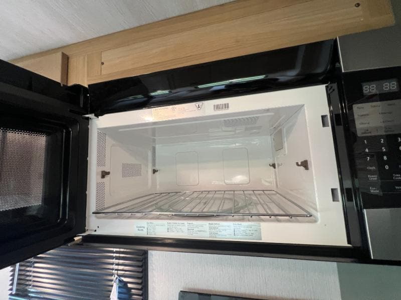 2025 NeXus RV 2025 NeXus RV Triumph Sport Series - thumbnail 34