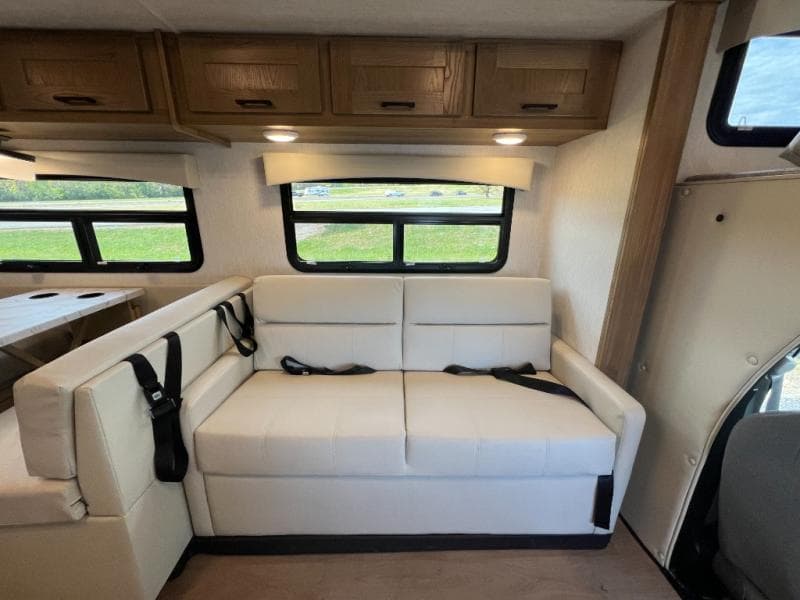 2025 NeXus RV 2025 NeXus RV Triumph Sport Series - thumbnail 38