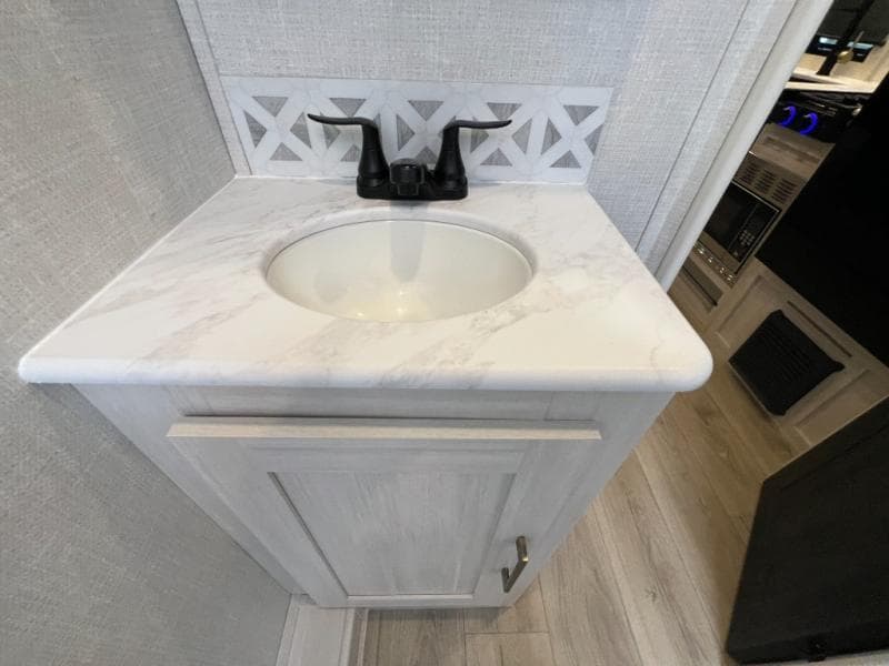 2025 Forest River 2025 Forest River Surveyor Legend - thumbnail 32