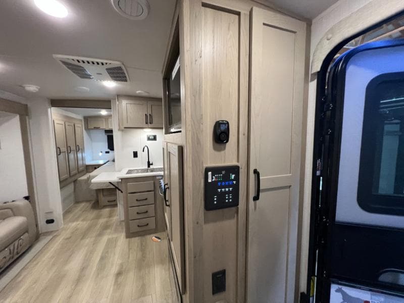 2025 Forest River 2025 Forest River Rockwood Mini Lite - thumbnail 18