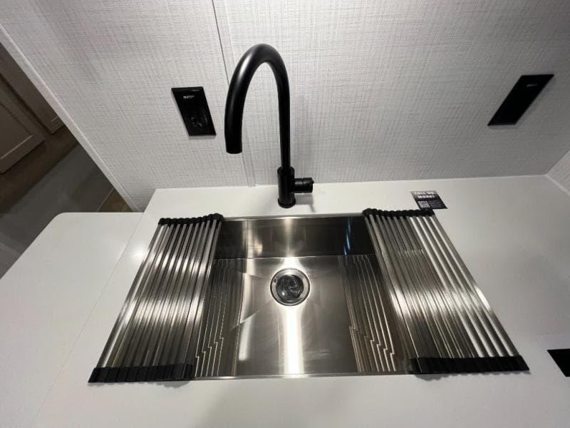 2025 Forest River 2025 Forest River Rockwood Mini Lite - thumbnail 25