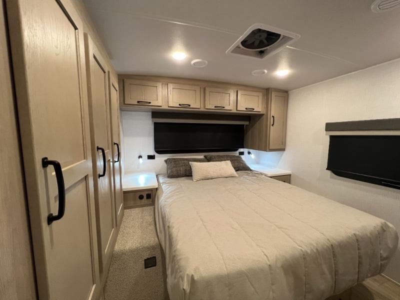 2025 Forest River 2025 Forest River Rockwood Mini Lite - thumbnail 26