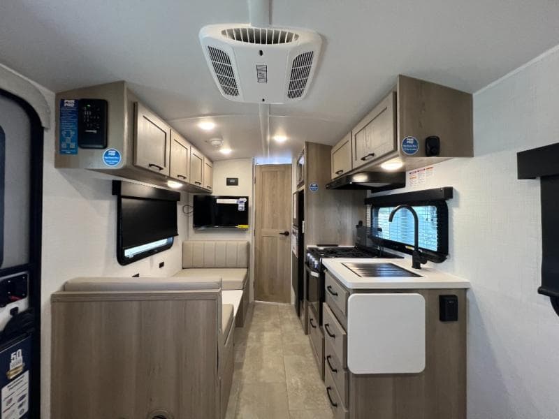 2025 Forest River 2025 Forest River Rockwood Geo Pro - thumbnail 11