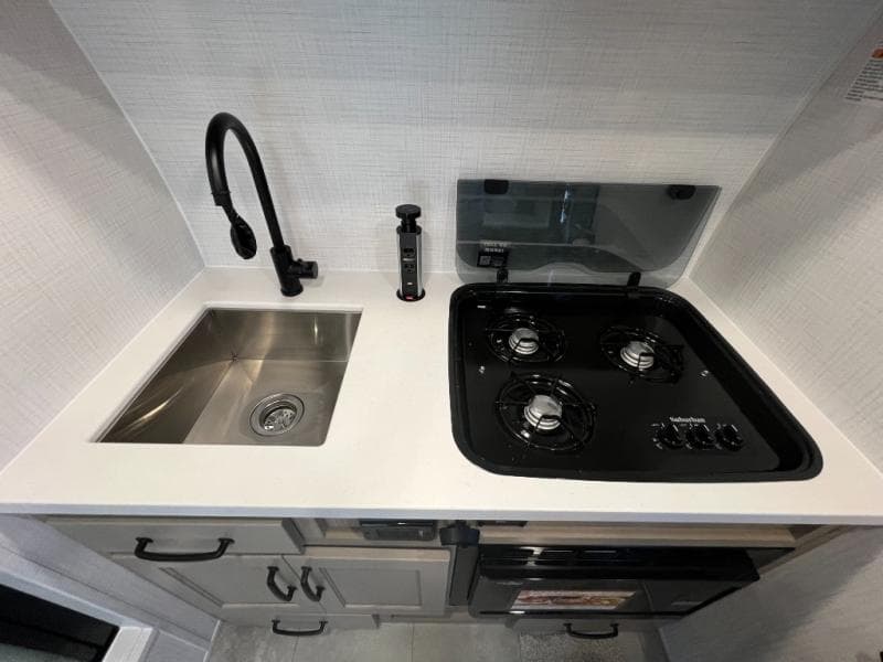 2025 Forest River 2025 Forest River Rockwood Geo Pro - thumbnail 18