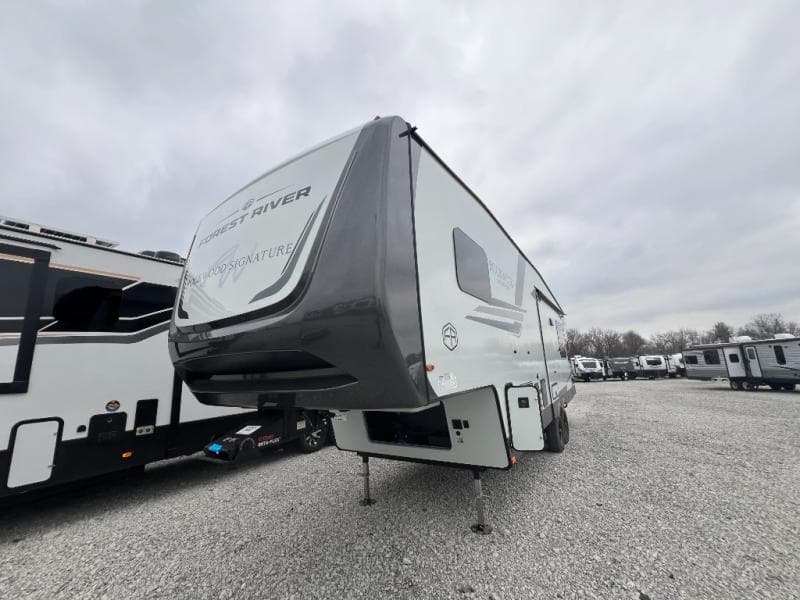 2025 Forest River 2025 Forest River Rockwood Signature - thumbnail 5