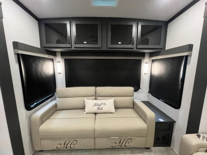 2025 Forest River 2025 Forest River Rockwood Signature - thumbnail 14