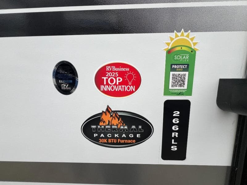 2025 Keystone RV 2025 Keystone RV Bullet Crossfire - thumbnail 8