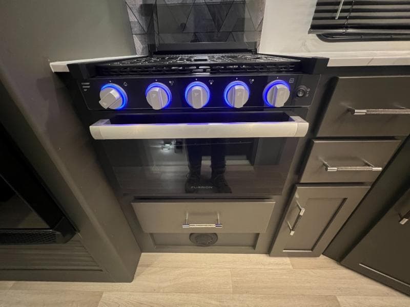 2025 Keystone RV 2025 Keystone RV Bullet Crossfire - thumbnail 24