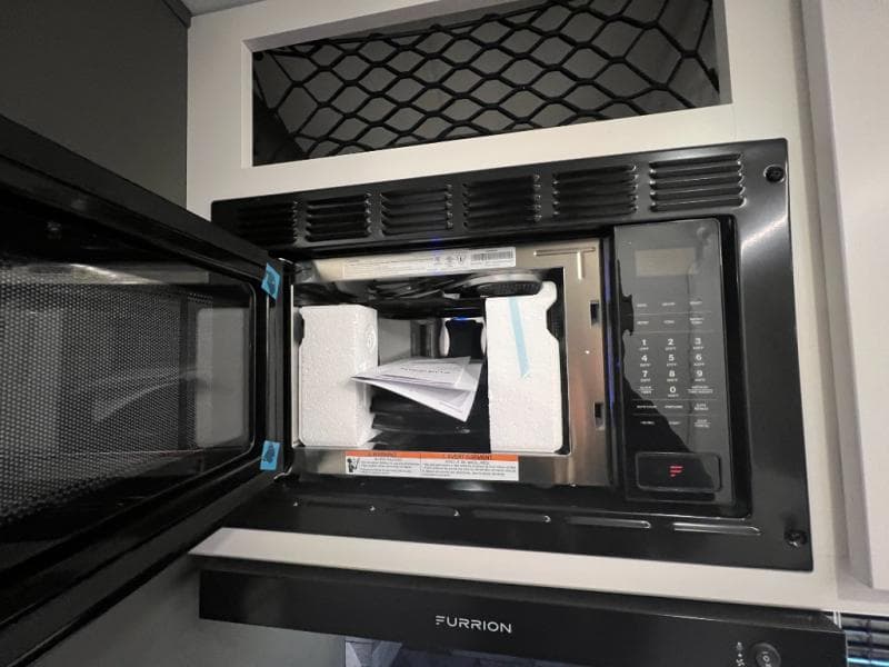 2025 Keystone RV 2025 Keystone RV Bullet Crossfire - thumbnail 26