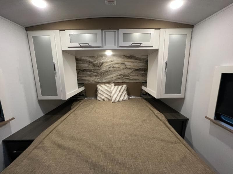 2025 Keystone RV 2025 Keystone RV Bullet Crossfire - thumbnail 32