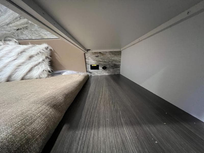 2025 Keystone RV 2025 Keystone RV Bullet Crossfire - thumbnail 36