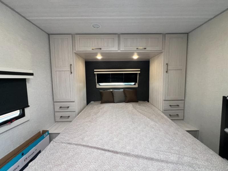 2025 Forest River 2025 Forest River Surveyor Legend - thumbnail 27