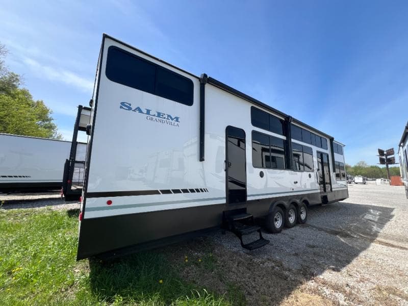 2025 Forest River 2025 Forest River Salem Grand Villa - thumbnail 5